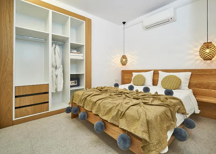 Due Mari Mykonos Agios Ioannis Diakoftis