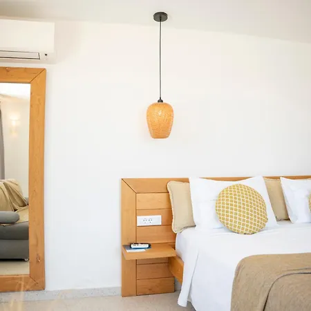 Due Mari Mykonos Pensión Agios Ioannis Diakoftis