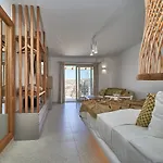 Due Mari Mykonos 게스트하우스 Agios Ioannis Diakoftis